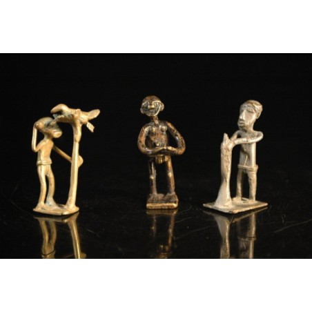 Poids antiques pour la mesure de la poussière d'or
